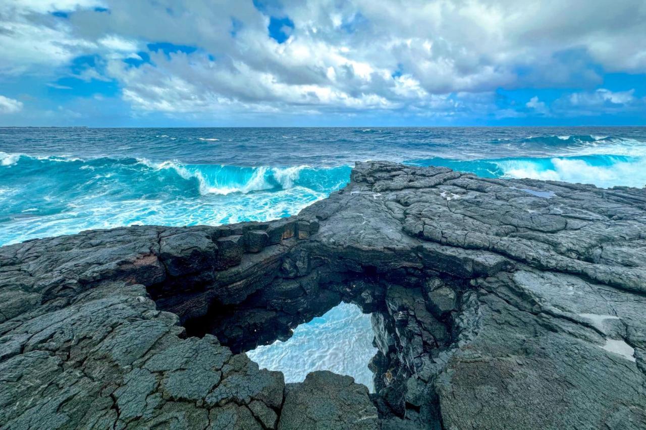 Direct Oceanfront, Big Island Home Keaau Exteriör bild